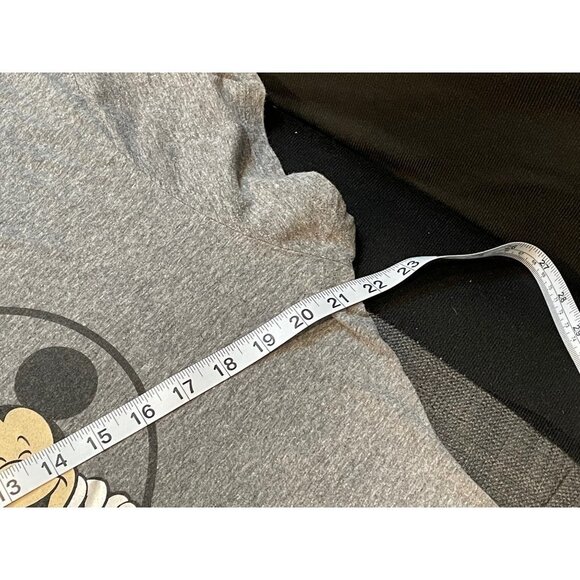 Disney Minnie and Mickey Love Gray T-Shirt Cap Sleeve Junior Size XXXL - Picture 7 of 8